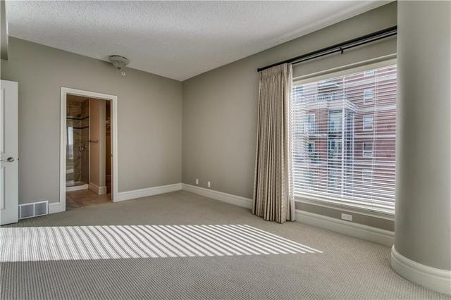 2308 - 920 5 Avenue Sw, Condo with 3 bedrooms, 2 bathrooms and 2 parking in Calgary AB | Image 32