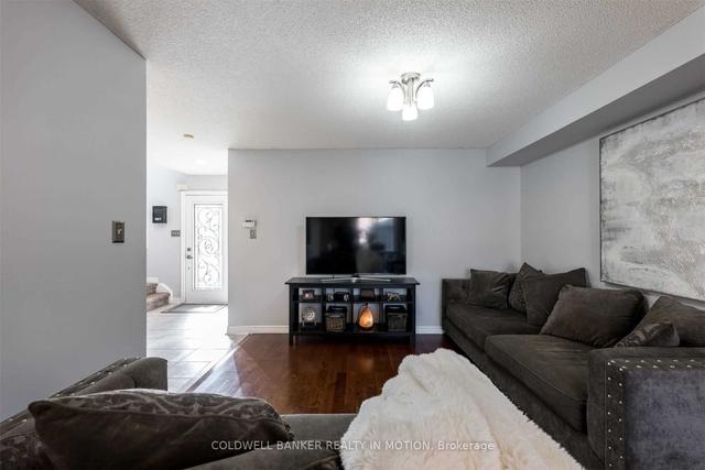 570 Enfield Rd W, House detached with 3 bedrooms, 2 bathrooms and 4 parking in Burlington ON | Image 35