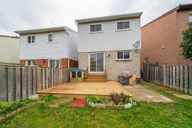 601 Galloway Cres, House detached with 3 bedrooms, 4 bathrooms and 4 parking in Mississauga ON | Image 16