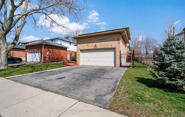 114 Brian Blvd, House detached with 4 bedrooms, 3 bathrooms and 4 parking in Hamilton ON | Image 12