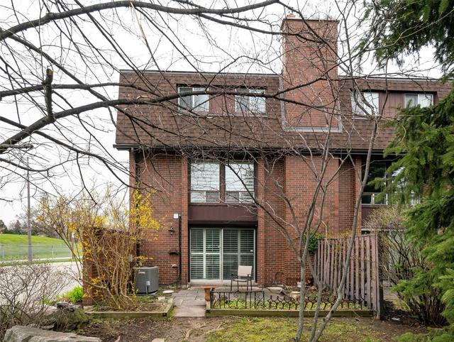 147 Gypsy Roseway, Townhouse with 3 bedrooms, 3 bathrooms and 1 parking in Toronto ON | Image 19