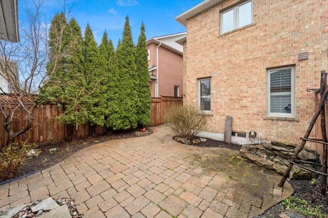 181 Baywell Cres, House semidetached with 3 bedrooms, 3 bathrooms and 2 parking in Aurora ON | Image 18