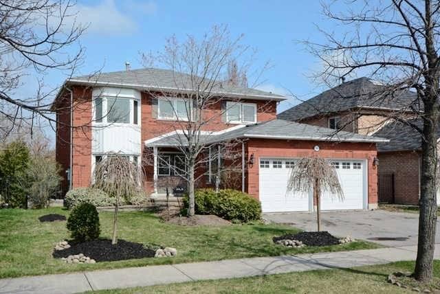 86 Kennett Dr, House detached with 4 bedrooms, 3 bathrooms and 2 parking in Whitby ON | Image 1