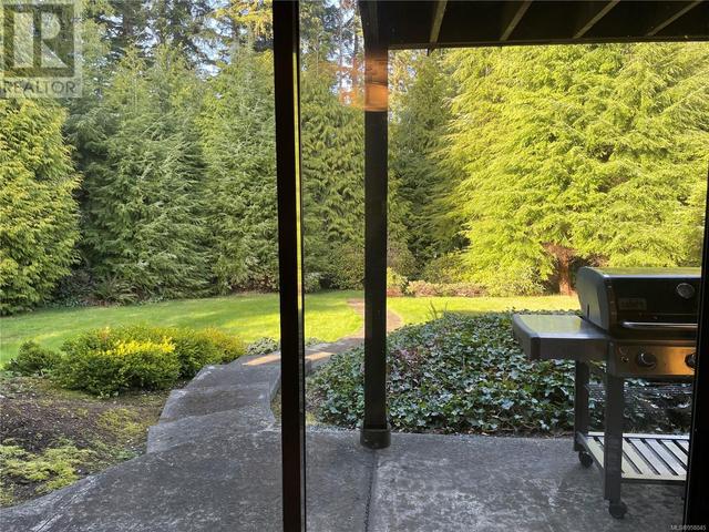 Backyard view from lower level | Image 40