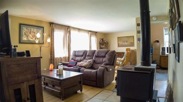 2048 Churchill Line, House detached with 1 bedrooms, 1 bathrooms and 8 parking in Sarnia ON | Image 27
