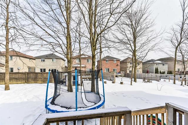 2182 Dawson Cres, House detached with 3 bedrooms, 4 bathrooms and 4 parking in Innisfil ON | Image 25