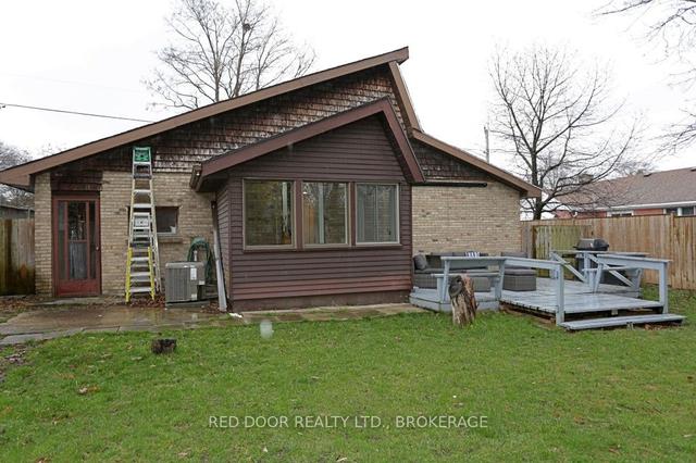 735 Easy St, House detached with 2 bedrooms, 1 bathrooms and 3 parking in London ON | Image 29