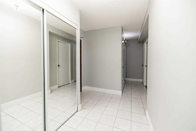 307 - 15 Kensington Rd, Condo with 2 bedrooms, 1 bathrooms and 1 parking in Brampton ON | Image 24