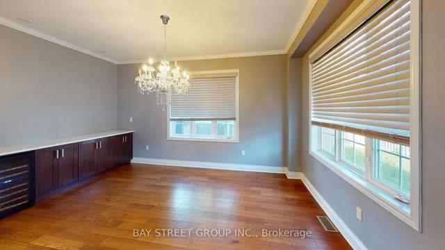 1 Elmbrook Dr, House detached with 4 bedrooms, 3 bathrooms and 4 parking in Barrie ON | Image 5