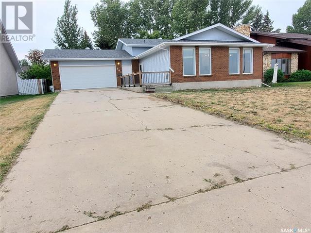 446 Battleford Trail, House detached with 4 bedrooms, 3 bathrooms and null parking in Swift Current SK | Image 31