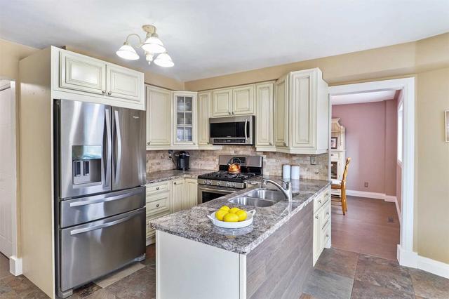 11 Summerhill Rd, House detached with 4 bedrooms, 4 bathrooms and 6 parking in East Gwillimbury ON | Image 21