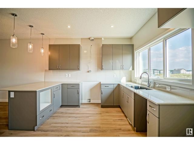 17934 70a St Nw, House detached with 3 bedrooms, 2 bathrooms and null parking in Edmonton AB | Image 8