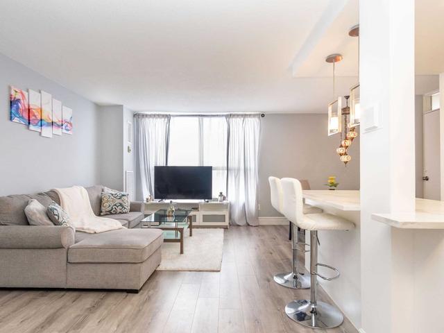 1609 - 3170 Kirwin Ave, Condo with 2 bedrooms, 2 bathrooms and 1 parking in Mississauga ON | Image 34