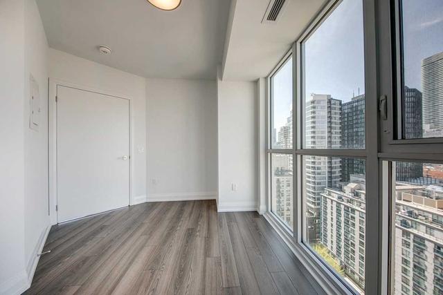 1804 - 77 Mutual St, Condo with 3 bedrooms, 2 bathrooms and 1 parking in Toronto ON | Image 14