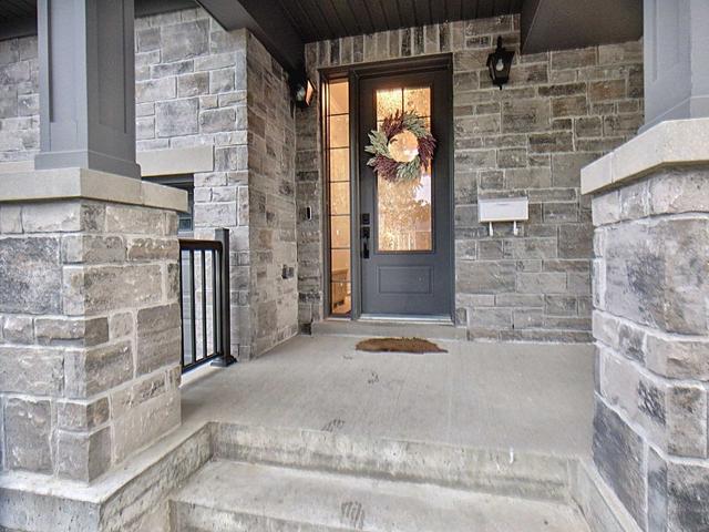 38 Cayuga Ave, House semidetached with 4 bedrooms, 4 bathrooms and 3 parking in Mississauga ON | Image 23