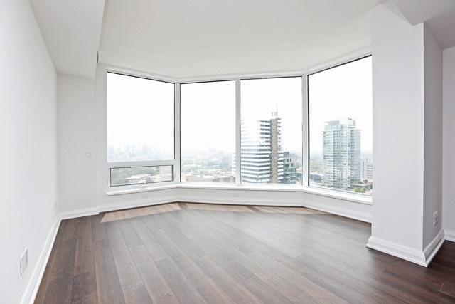 2713 - 155 Yorkville Ave, Condo with 2 bedrooms, 3 bathrooms and 1 parking in Toronto ON | Image 2