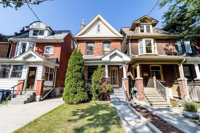 14 Salem Ave, House detached with 3 bedrooms, 3 bathrooms and 2 parking in Toronto ON | Image 1