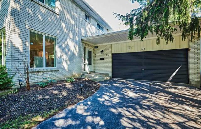 54 Cumber Ave, House detached with 4 bedrooms, 2 bathrooms and 6 parking in Toronto ON | Image 36
