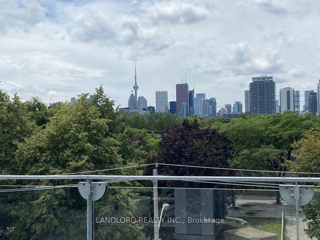 th3 - 15 Cummings St, House attached with 2 bedrooms, 2 bathrooms and 1 parking in Toronto ON | Image 13