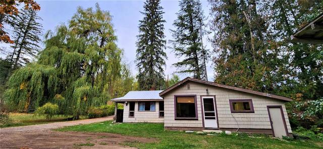 3254 Mabel Lake Road, House detached with 3 bedrooms, 1 bathrooms and null parking in North Okanagan F BC | Image 13