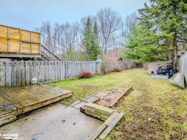 184 Fernwood Drive, House semidetached with 4 bedrooms, 2 bathrooms and 4 parking in Gravenhurst ON | Image 24