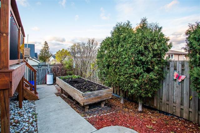 239 Crompton Way, House semidetached with 3 bedrooms, 1 bathrooms and 1 parking in Hamilton ON | Image 34