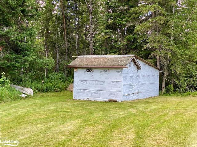 16 Labrash Crescent, House detached with 2 bedrooms, 1 bathrooms and 3 parking in Parry Sound, Unorganized, Centre Part ON | Image 2