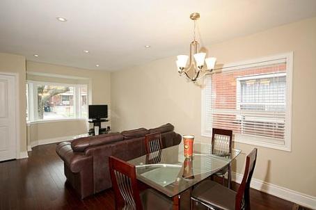 224 Belgravia Ave, House detached with 2 bedrooms, 2 bathrooms and 3 parking in Toronto ON | Image 2