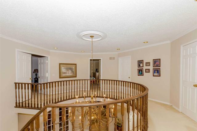 14 Levine Crt, House detached with 5 bedrooms, 3 bathrooms and 6 parking in Brampton ON | Image 21