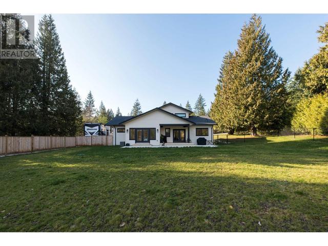 714 Ocean View Drive, House detached with 4 bedrooms, 3 bathrooms and 4 parking in Sunshine Coast E BC | Image 31