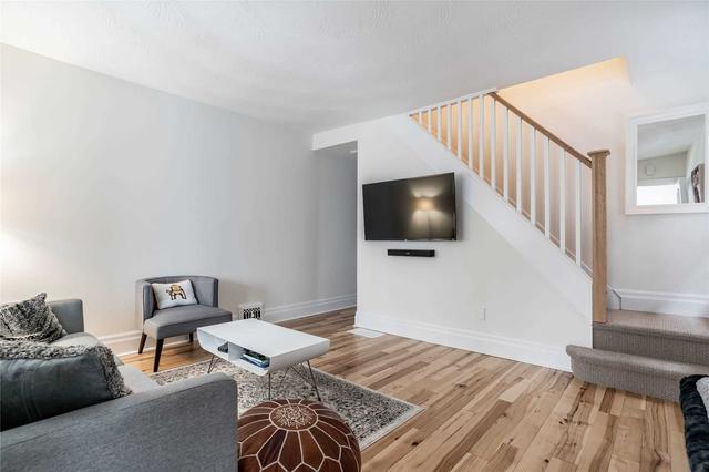 133 Woodmount Ave, House detached with 3 bedrooms, 3 bathrooms and 1 parking in Toronto ON | Image 10