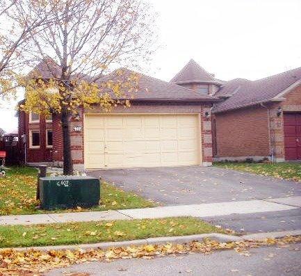 39 Silkwood Cres, House detached with 1 bedrooms, 2 bathrooms and 4 parking in Brampton ON | Image 1