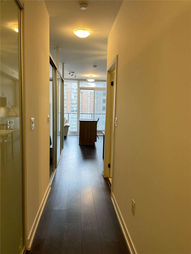 1710 - 426 University Ave, Condo with 1 bedrooms, 1 bathrooms and 0 parking in Toronto ON | Image 29