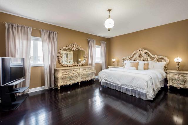 125 Wardlaw Pl, House detached with 4 bedrooms, 4 bathrooms and 6 parking in Vaughan ON | Image 11