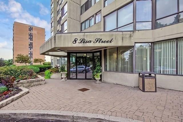 505 - 8 Lisa St, Condo with 2 bedrooms, 2 bathrooms and 1 parking in Brampton ON | Image 2