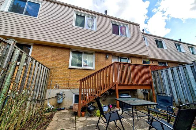 15 - 3525 Brandon Gate Dr, Townhouse with 3 bedrooms, 2 bathrooms and 2 parking in Mississauga ON | Image 27