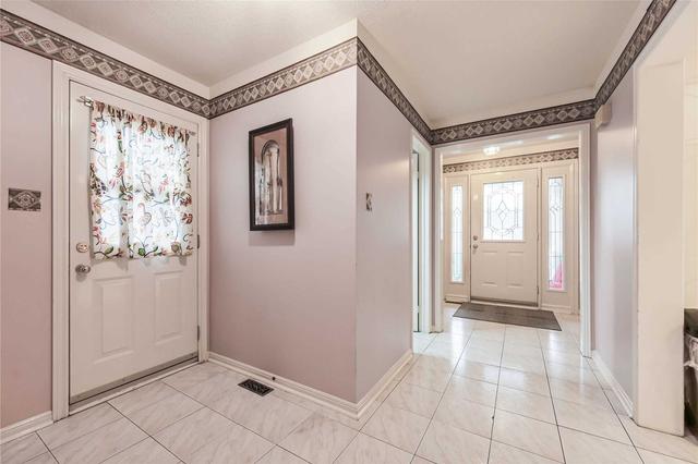 146 Major Buttons Dr, House detached with 4 bedrooms, 3 bathrooms and 6 parking in Markham ON | Image 25
