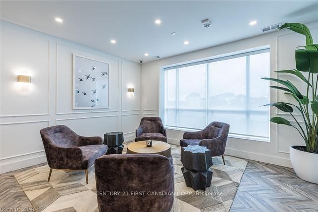 107 - 480 Callaway Rd, Condo with 2 bedrooms, 2 bathrooms and 2 parking in London ON | Image 5