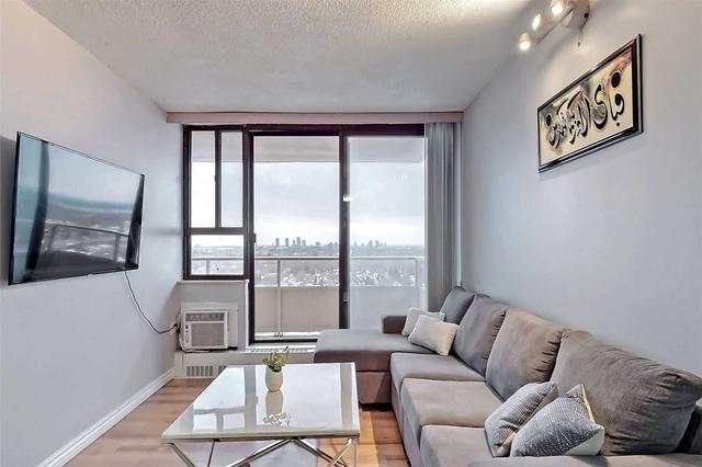 1709 - 15 Torrance Rd, Condo with 2 bedrooms, 2 bathrooms and 1 parking in Toronto ON | Image 9