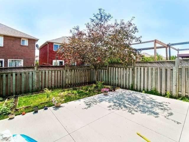 3911 Milkwood Cres, House semidetached with 3 bedrooms, 3 bathrooms and 3 parking in Mississauga ON | Image 11