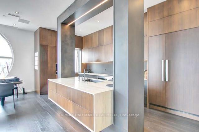 612 - 700 King St W, Condo with 2 bedrooms, 2 bathrooms and 1 parking in Toronto ON | Image 6