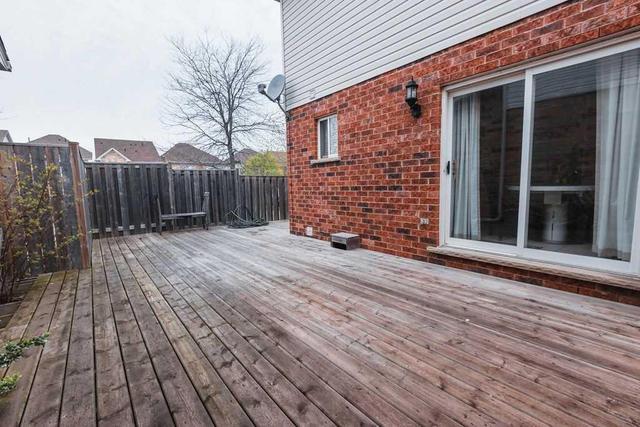 2 Kenyon Cres, House semidetached with 3 bedrooms, 3 bathrooms and 2 parking in Grimsby ON | Image 13