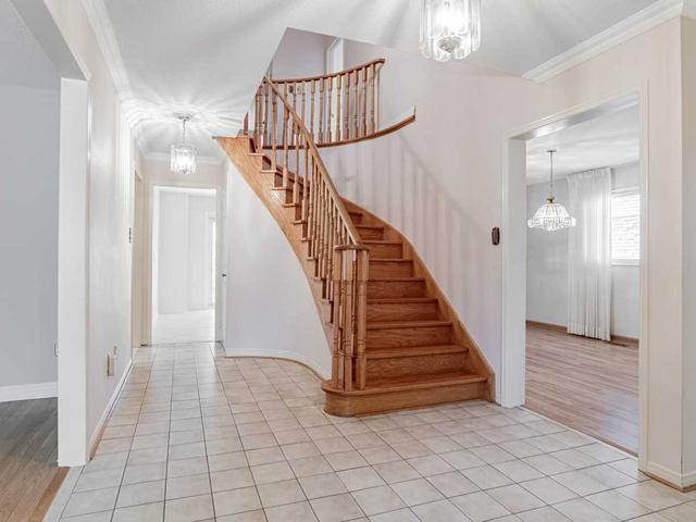4512 Sedgefield Rd, House detached with 4 bedrooms, 3 bathrooms and 4 parking in Mississauga ON | Image 23