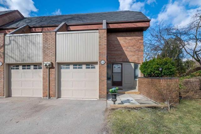 52 Flaming Rose Way, Townhouse with 3 bedrooms, 3 bathrooms and 1 parking in Toronto ON | Image 1