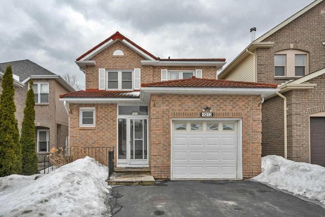 1013 Rathmore Cres, House detached with 3 bedrooms, 4 bathrooms and 4 parking in Pickering ON | Image 2