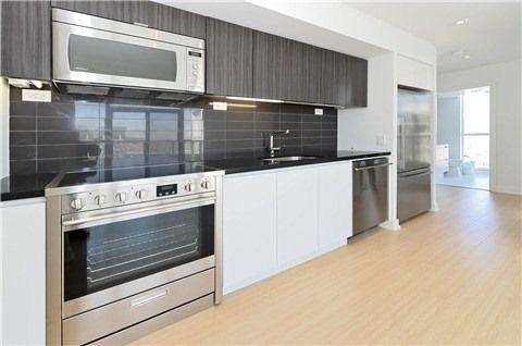 3715 - 75 Queens Wharf Rd, Condo with 2 bedrooms, 2 bathrooms and 1 parking in Toronto ON | Image 4