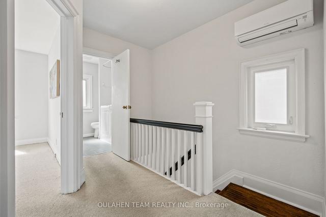 526 Broadway Ave, House semidetached with 3 bedrooms, 2 bathrooms and 1 parking in Toronto ON | Image 4
