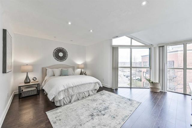 th #3 - 100 Arbors Lane, Townhouse with 3 bedrooms, 3 bathrooms and 2 parking in Vaughan ON | Image 3