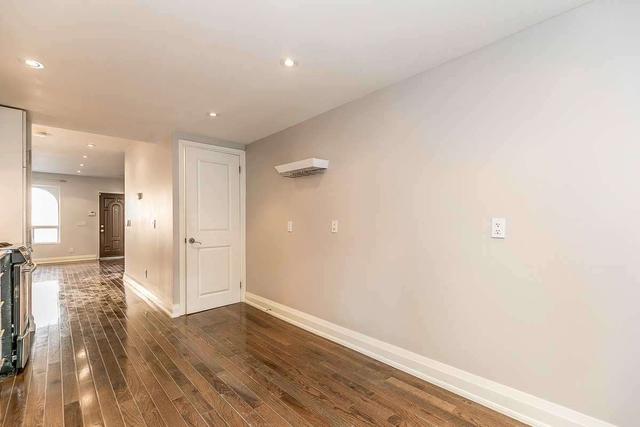 257 Claremont St, House attached with 2 bedrooms, 2 bathrooms and 0 parking in Toronto ON | Image 16