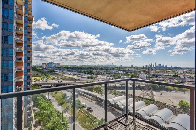 1133 - 35 Viking Lane, Condo with 2 bedrooms, 2 bathrooms and 1 parking in Toronto ON | Image 11